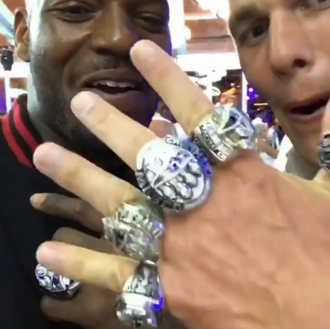 Tom Brady Shows Off ALL Five Rings! | aGOODoutfit