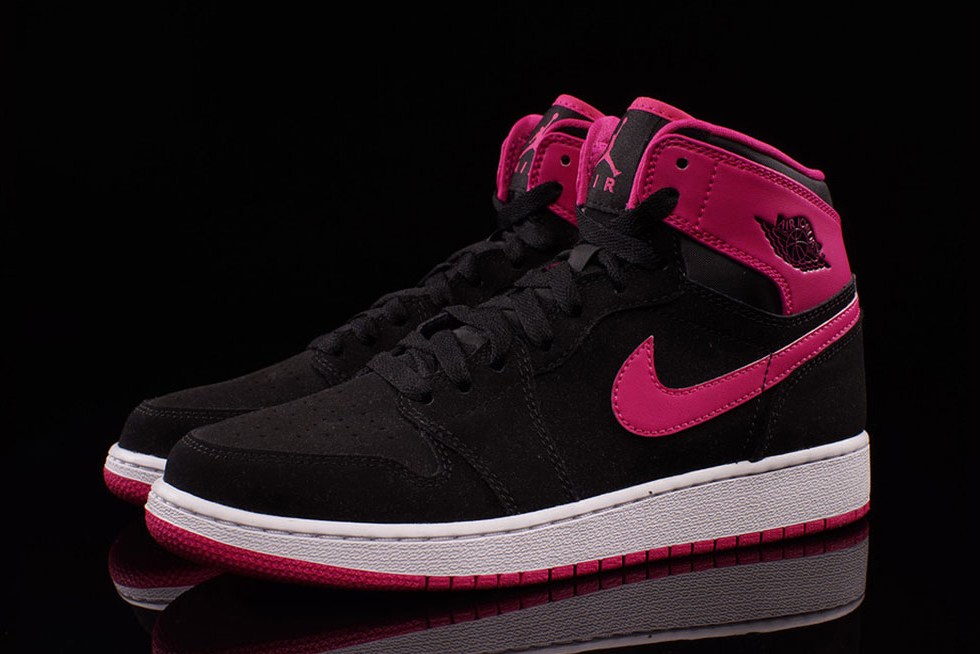 Nike Womens Jordans retro 1 pink (2)