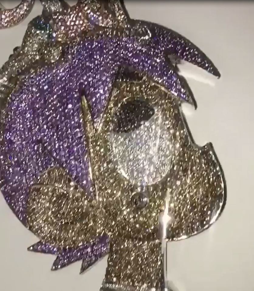 Lil Uzi Vert's Crazy New Diamond Chain! - aGOODoutfit