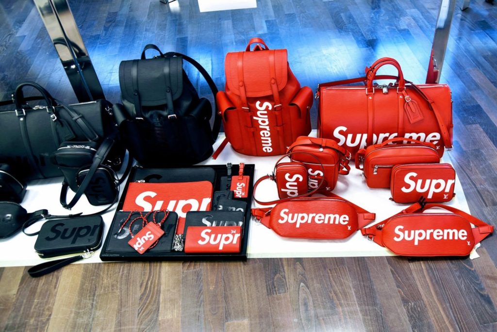 Supreme Louis Vuitton backpack (5)