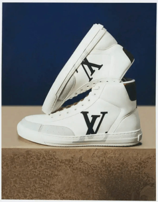 louis vuitton sneaker outfit