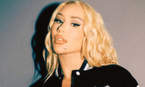 Iggy Azalea sells masters