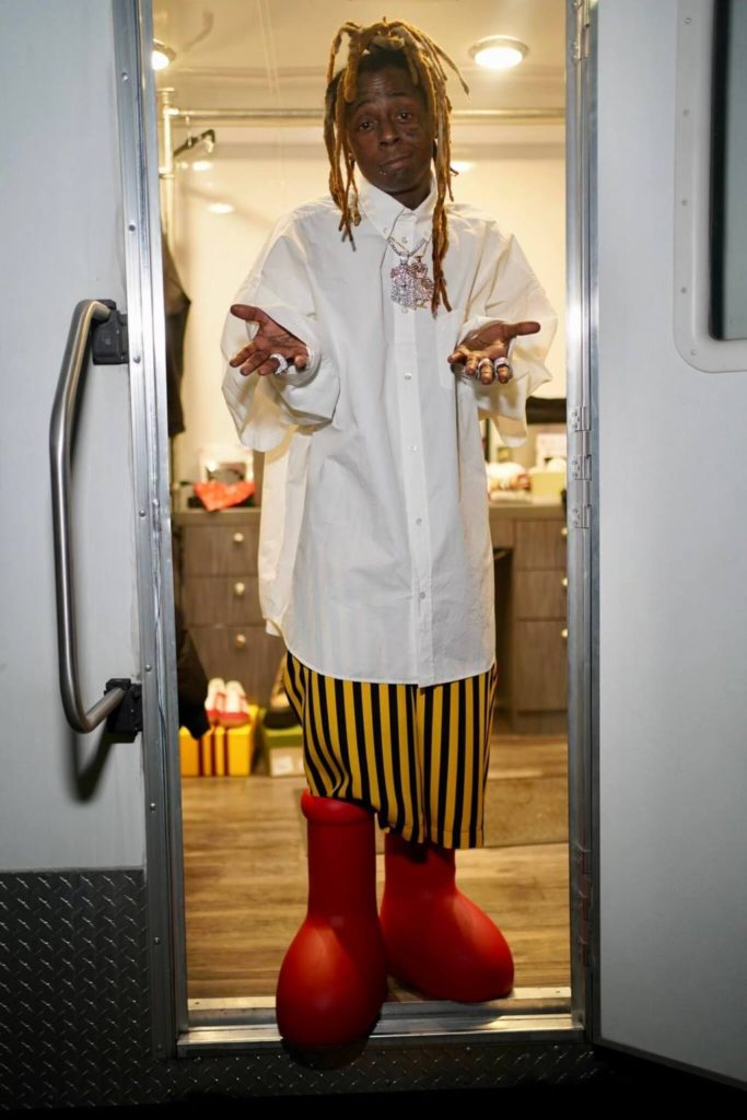 Lil Wayne Seen Wearing MSCHF Big Red Boots – aGOODoutfit